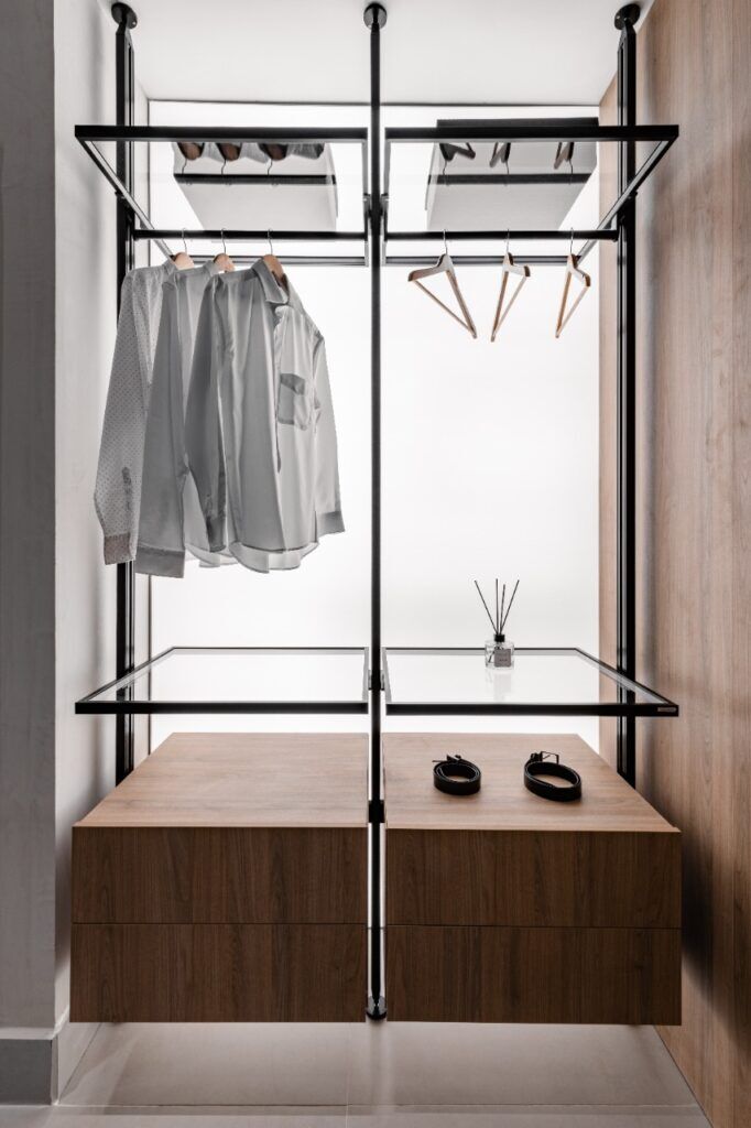 Iluminação de closet